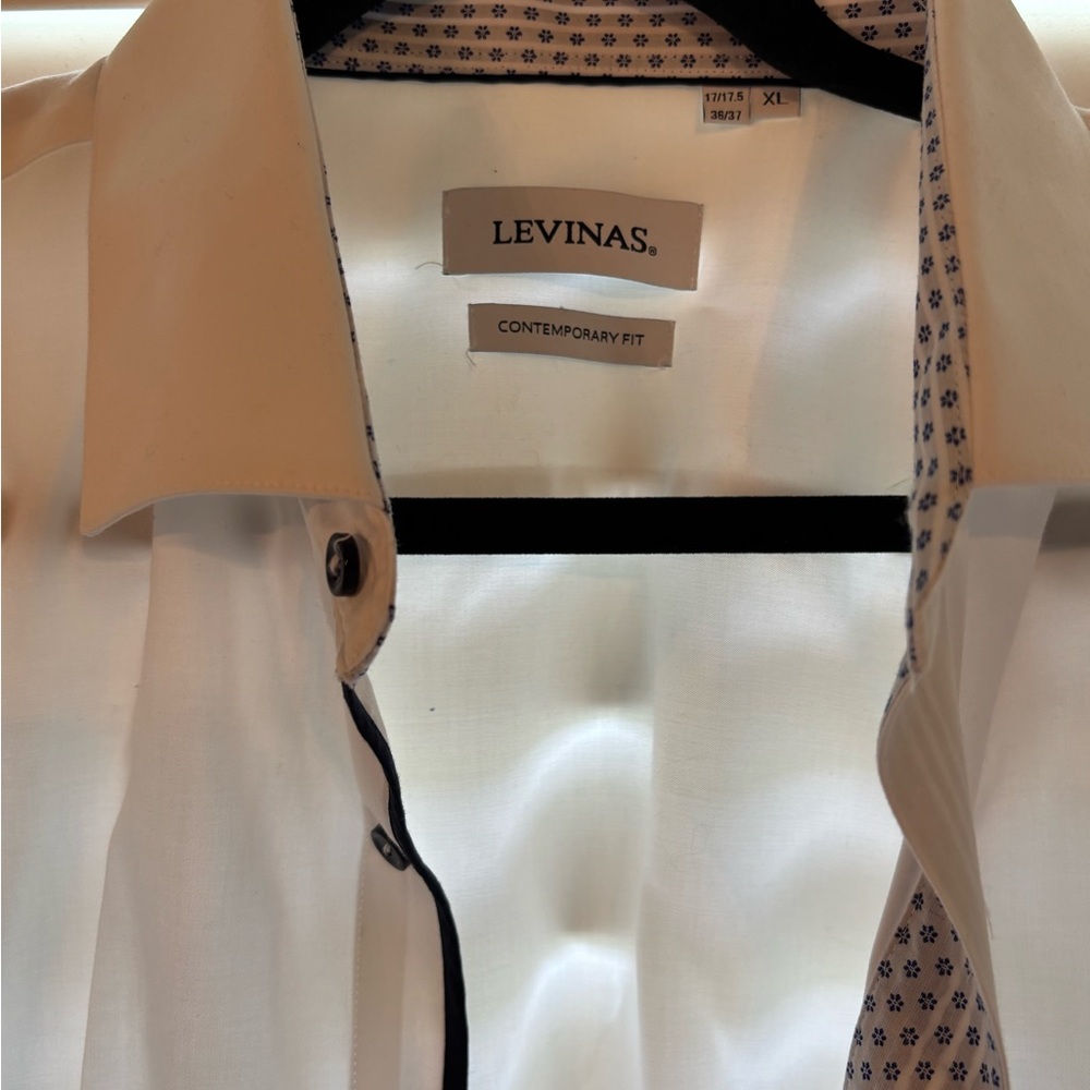 Levinas White Dress Shirt with Classic Collar
